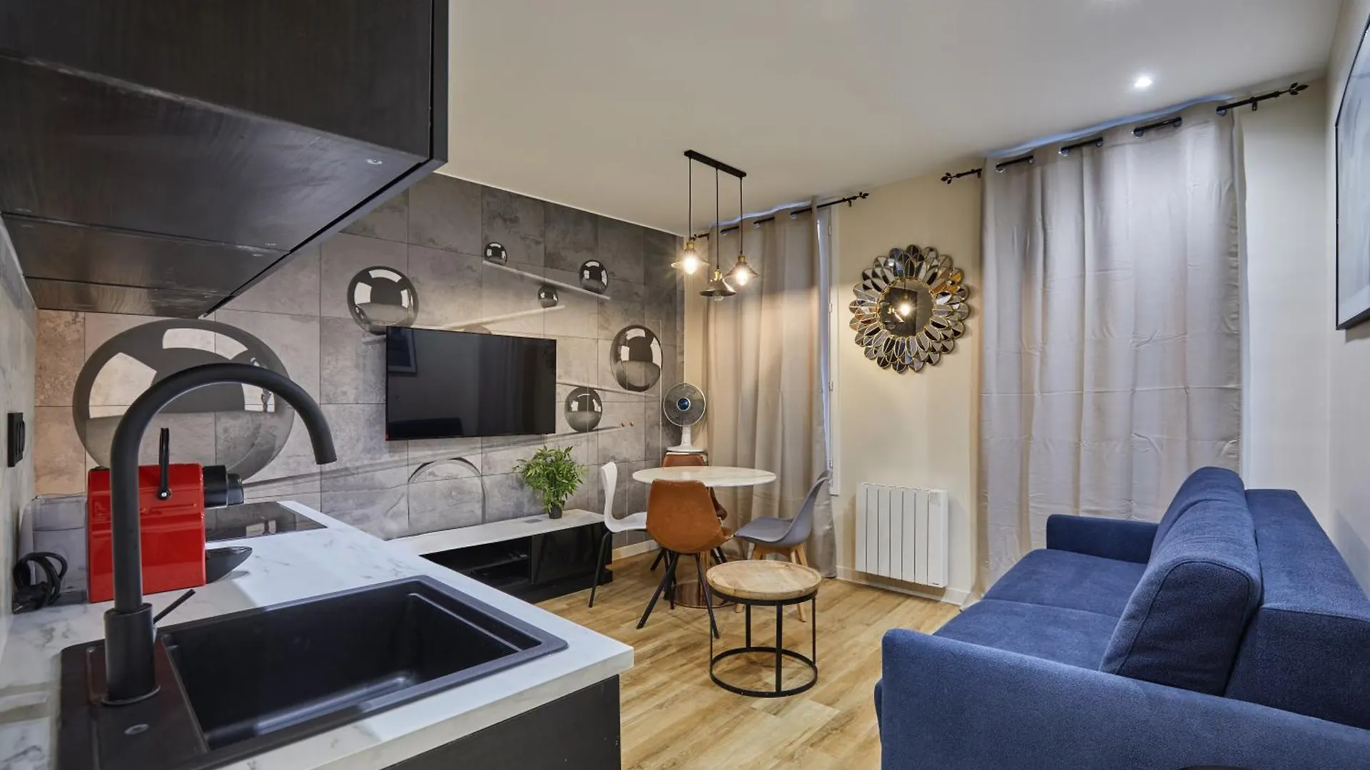 Appartement Rent A Room - Residence Meslay Parijs
